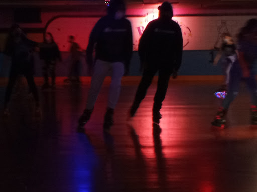 Sporting Goods Store «Hyde Park Roller Magic», reviews and photos, 4178 Albany Post Rd, Hyde Park, NY 12538, USA