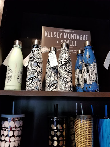 Coffee Shop «Starbucks», reviews and photos, 271 Main St #253, Wilmington, MA 01887, USA