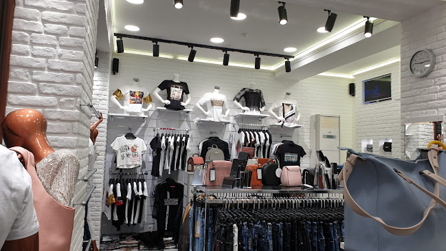 Отзиви за магазин "INDIGO fashion" Кърджали в Кърджали - Магазин за дрехи