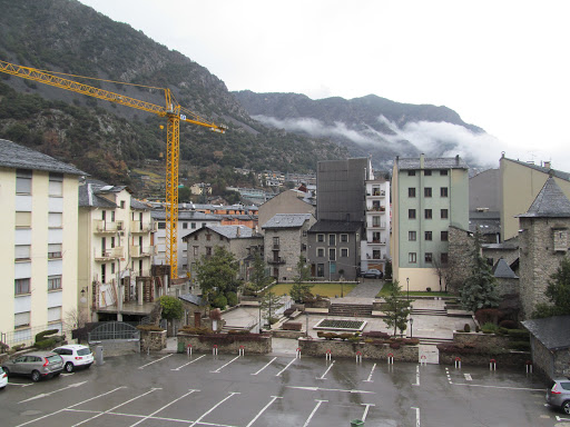 Monument als homes i dones d'Andorra que van voler la Constitució