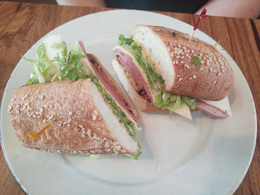 American Restaurant «Dai Due», reviews and photos, 2406 Manor Rd, Austin, TX 78722, USA