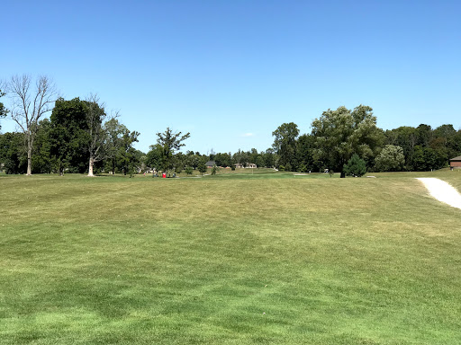 Golf Driving Range «Albany Golf Club», reviews and photos, 1100 Golf Course Dr, Albany, IN 47320, USA