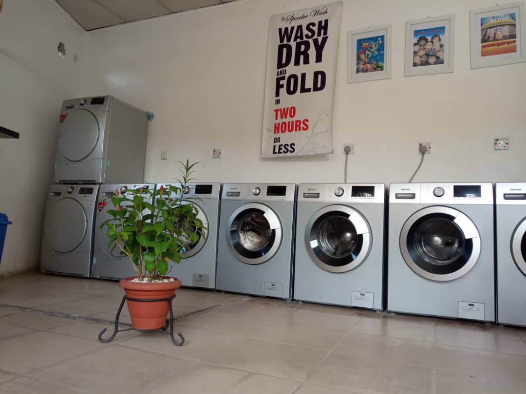 Speedee Wash Laundromat