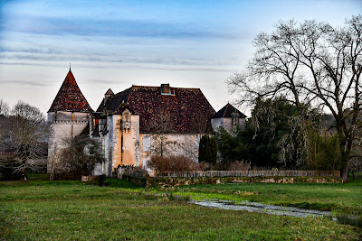 Saint Front la rivière à Saint-Front-la-Rivière