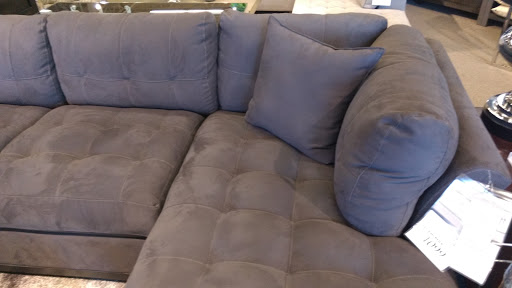 Furniture Store «Art Van Furniture - Waterford», reviews and photos, 5053 Dixie Hwy, Waterford Twp, MI 48329, USA