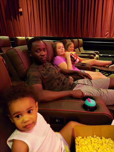 Movie Theater «AMC Classic River Hills 10», reviews and photos, 121 River Hills Rd, Asheville, NC 28805, USA