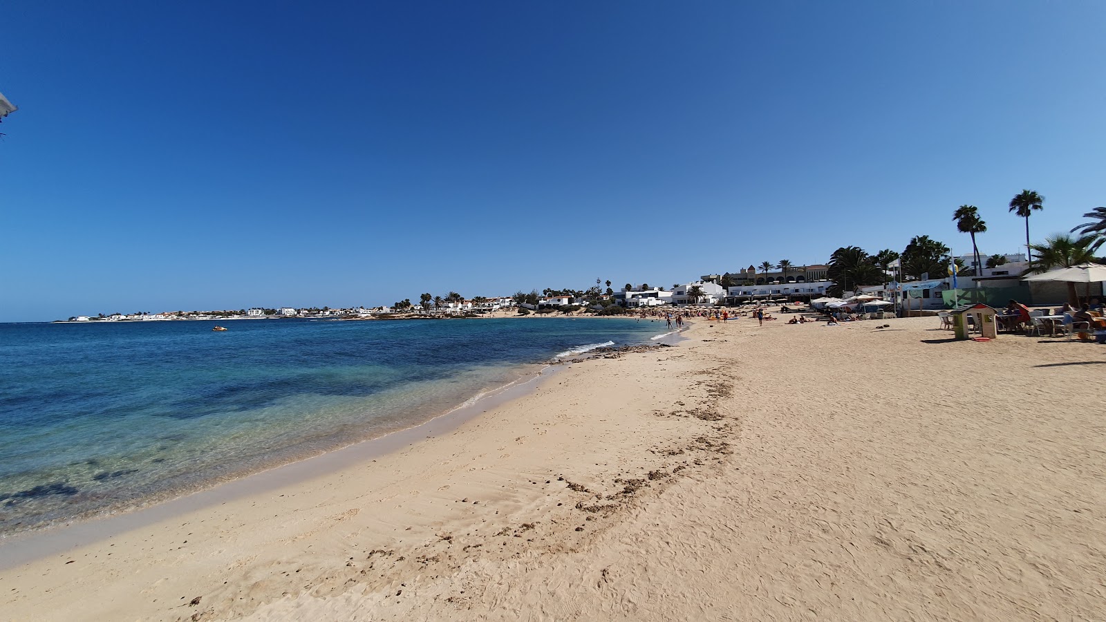 Fotografija Corralejo Viejo z svetel pesek površino