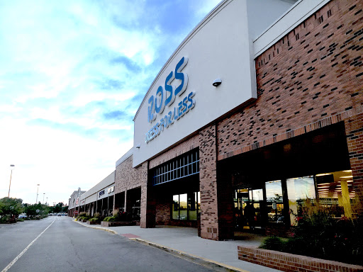 Clothing Store «Ross Dress for Less», reviews and photos, 1050 Mt Prospect Plaza, Mt Prospect, IL 60056, USA