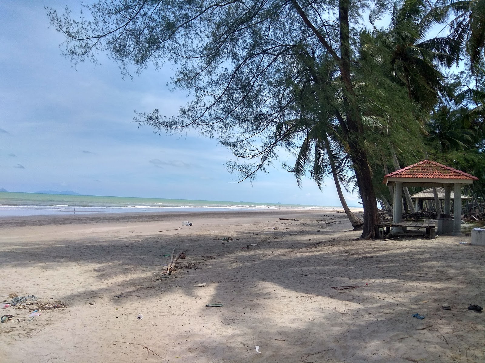 Melawi Beach'in fotoğrafı çok temiz temizlik seviyesi ile