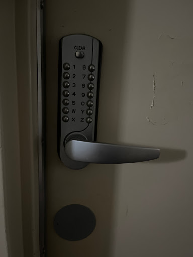 Locksmith «24/7 US LOCKSMITH», reviews and photos, 1946 NE 163rd St, North Miami Beach, FL 33162, USA