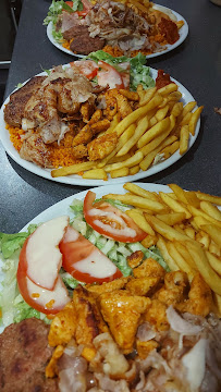 Kebab du Restaurant turc Istanbul grill pizzeria ( chez memo ) à Compiègne - n°10