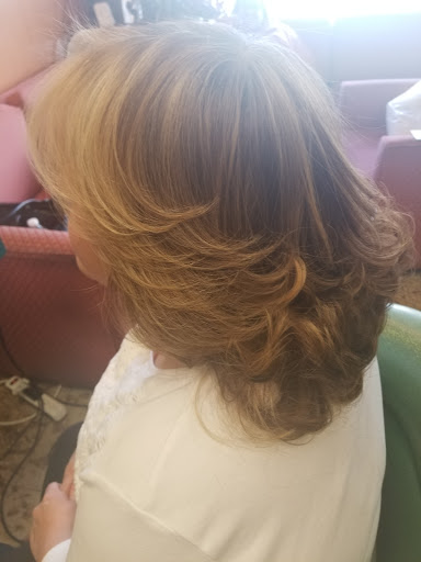 Beauty Salon «Bernarda Beauty Salon», reviews and photos, 569 Main Ave, Passaic, NJ 07055, USA