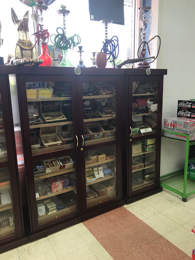 Tobacco Shop «Discount Tobacco Outlet», reviews and photos, 1013 Lurleen B Wallace Blvd, Northport, AL 35476, USA