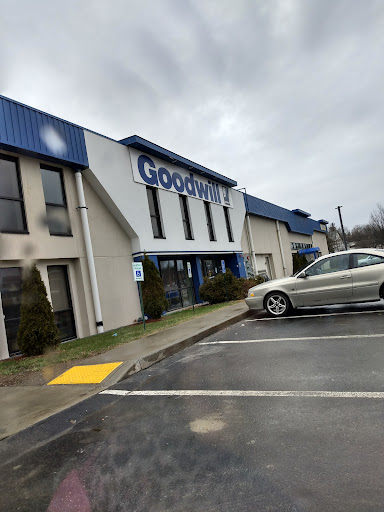 Thrift Store «Goodwill Store & Donation Center», reviews and photos