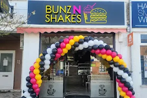 Bunz N Shakes image