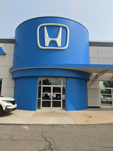 Used Car Dealer «Suburban Honda», reviews and photos, 25100 Haggerty Rd, Farmington Hills, MI 48335, USA