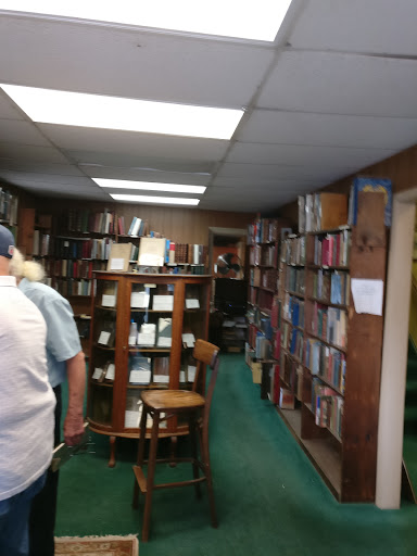 Used Book Store «Macaluso Thomas Used and Rare Books», reviews and photos, 130 S Union St, Kennett Square, PA 19348, USA