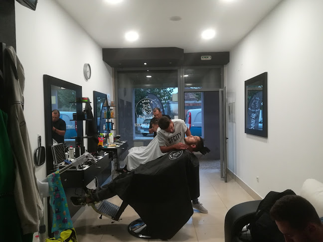 FR Barber Shop - Barbearia