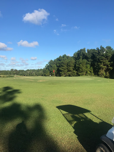 Golf Driving Range «Old Fort Golf Course», reviews and photos, 3189 River Rd SE, Winnabow, NC 28479, USA