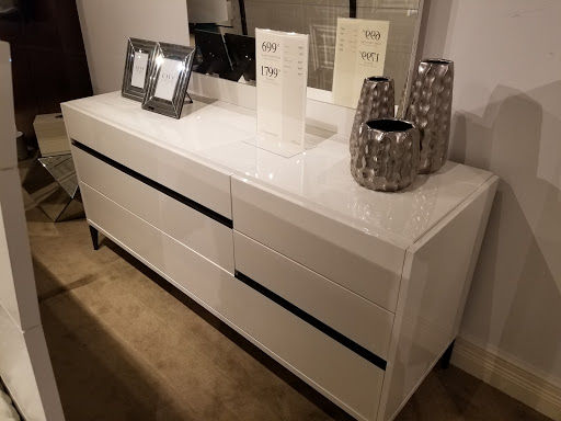 Furniture Store «Ashley HomeStore», reviews and photos, 9951 Interstate Commerce Dr, Fort Myers, FL 33913, USA