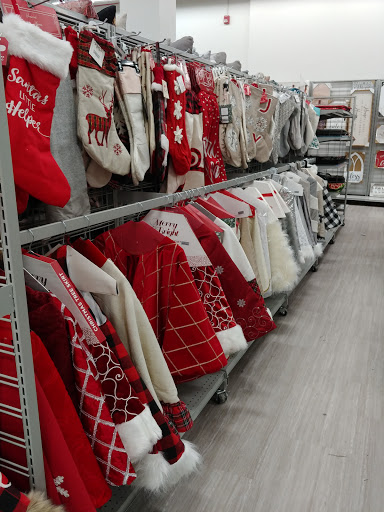 Clothing Store «Burlington Coat Factory», reviews and photos, 6747 Hadley Rd, South Plainfield, NJ 07080, USA