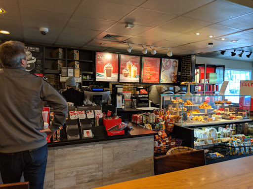 Coffee Shop «Starbucks», reviews and photos, 15 Main St, Old Saybrook, CT 06475, USA