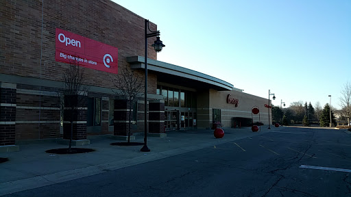 Department Store «Target», reviews and photos, 3885 E Main St, St Charles, IL 60174, USA