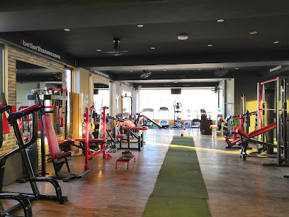 Edge Physique Fitness & Health Care Center - 1st Floor, KDA Chowrangi, Plot no:D9, First Floor, Block A North Nazimabad Town, Karachi, 74601, Pakistan