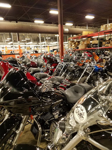 Harley-Davidson Dealer «St. Charles Harley-Davidson», reviews and photos, 3808 W Clay St, St Charles, MO 63301, USA