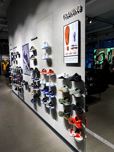 Nike Store