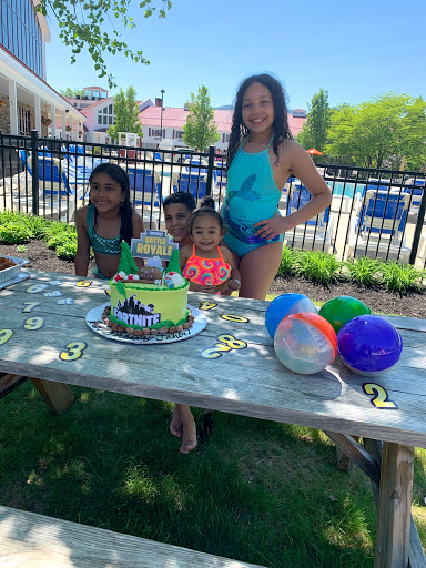 Water Park «Kahuna Laguna Indoor Water Park», reviews and photos, 2251 White Mountain Hwy, North Conway, NH 03860, USA