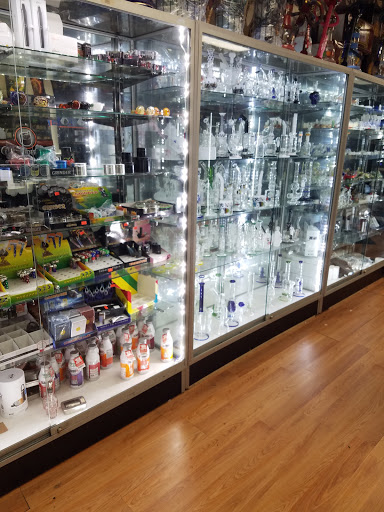 Tobacco Shop «Smoke Shop», reviews and photos, 8505 4th Ave, Brooklyn, NY 11209, USA
