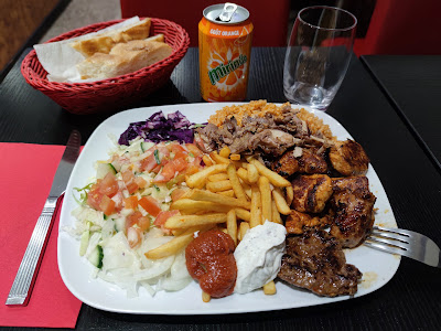 Restaurant Istanbul viandes fait maison kebab veau ou poulet à Melun