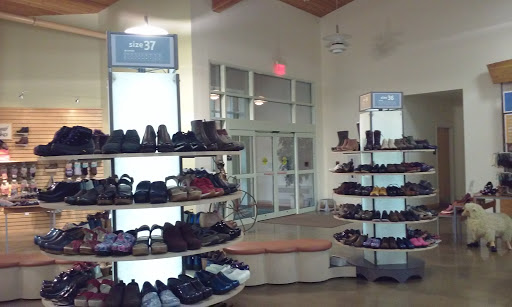 Shoe Store «Dansko Company Store», reviews and photos, 33 Federal Blvd, West Grove, PA 19390, USA