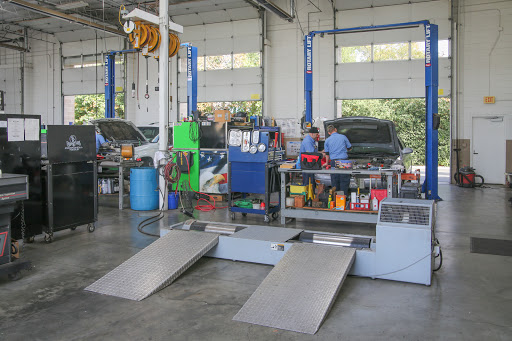 Auto Repair Shop «Hoffmann Automotive», reviews and photos, 2613 2nd St, Davis, CA 95618, USA