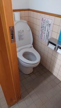 岩田観光トイレ