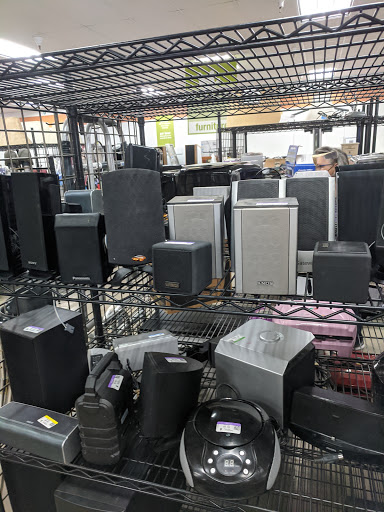 Clothing Store «Iron Springs Goodwill Retail Store & Donation Center», reviews and photos