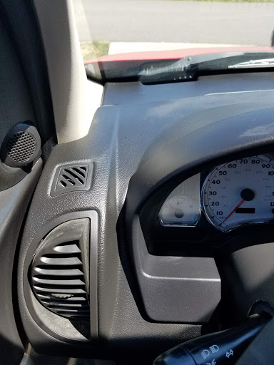 Car Detailing Service «Classy Chassis Car Wash & Detailing Puyallup», reviews and photos, 105 7th Ave SE, Puyallup, WA 98372, USA