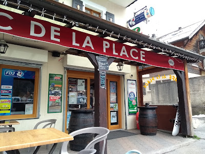Café Tabac de la Place à Abondance