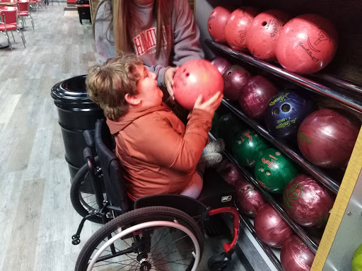 Bowling Alley «AMF Bowlero Lanes», reviews and photos, 11737 W Burleigh St, Wauwatosa, WI 53222, USA