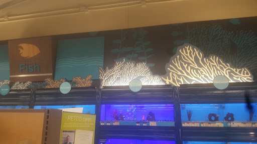 Pet Supply Store «Petco Animal Supplies», reviews and photos, 2353 Myers St, Oroville, CA 95966, USA