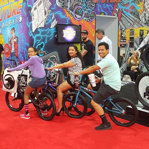 Bicycle Store «YG Bicycles», reviews and photos, 13747 Foothill Blvd, Sylmar, CA 91342, USA