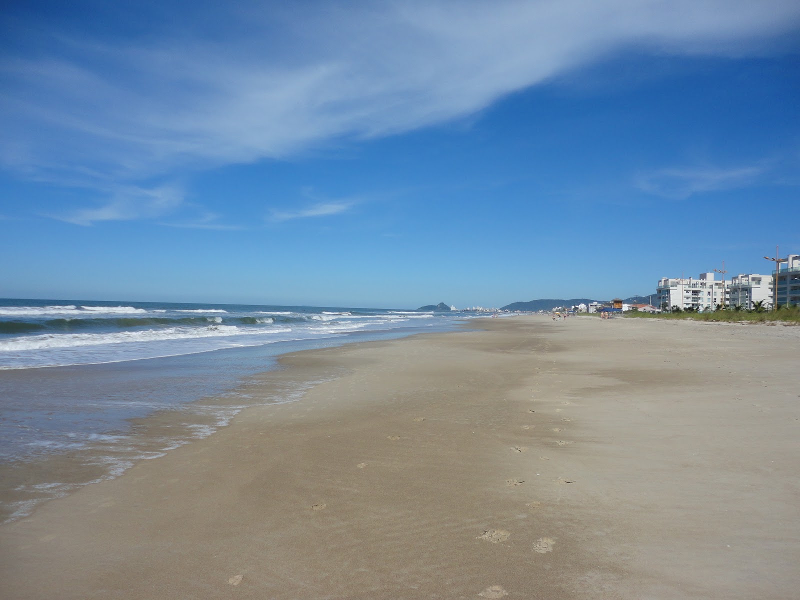 Photo de Plage de Matinhos zone sauvage