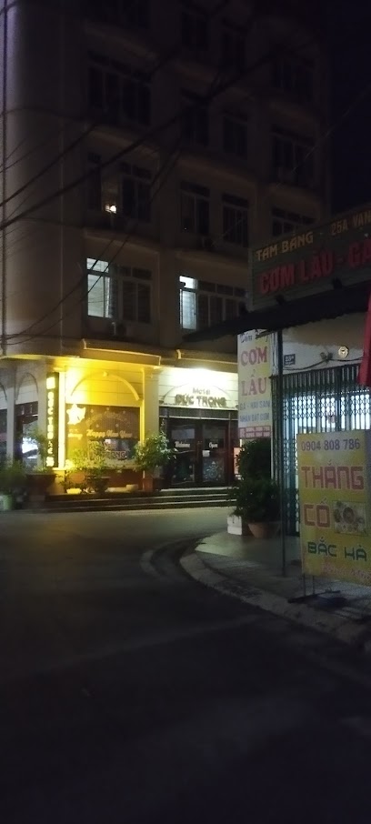Shop Thời Trang Nam Văn
