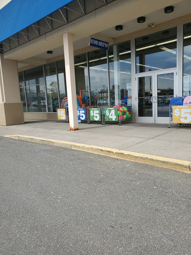 Variety Store «Five Below», reviews and photos, 533 S Broad St, Meriden, CT 06450, USA