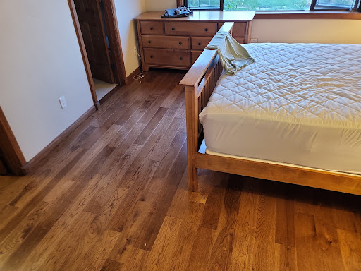 Oaks Flooring image