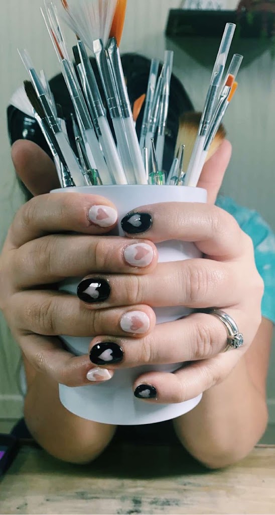 Vintage Downtown Salon 38464