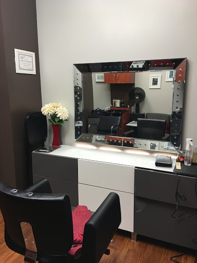 Beauty Salon «Salon Studios Beauty Mall Duluth Salon», reviews and photos, 3330 Satellite Blvd #10, Duluth, GA 30096, USA
