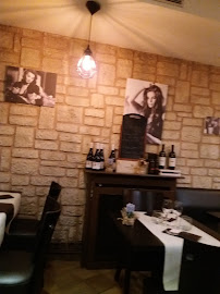Atmosphère du Restaurant italien Il Capriccio à Enghien-les-Bains - n°10