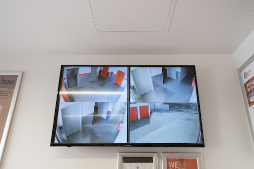 Self-Storage Facility «Public Storage», reviews and photos, 6501 Shellmound St, Emeryville, CA 94608, USA